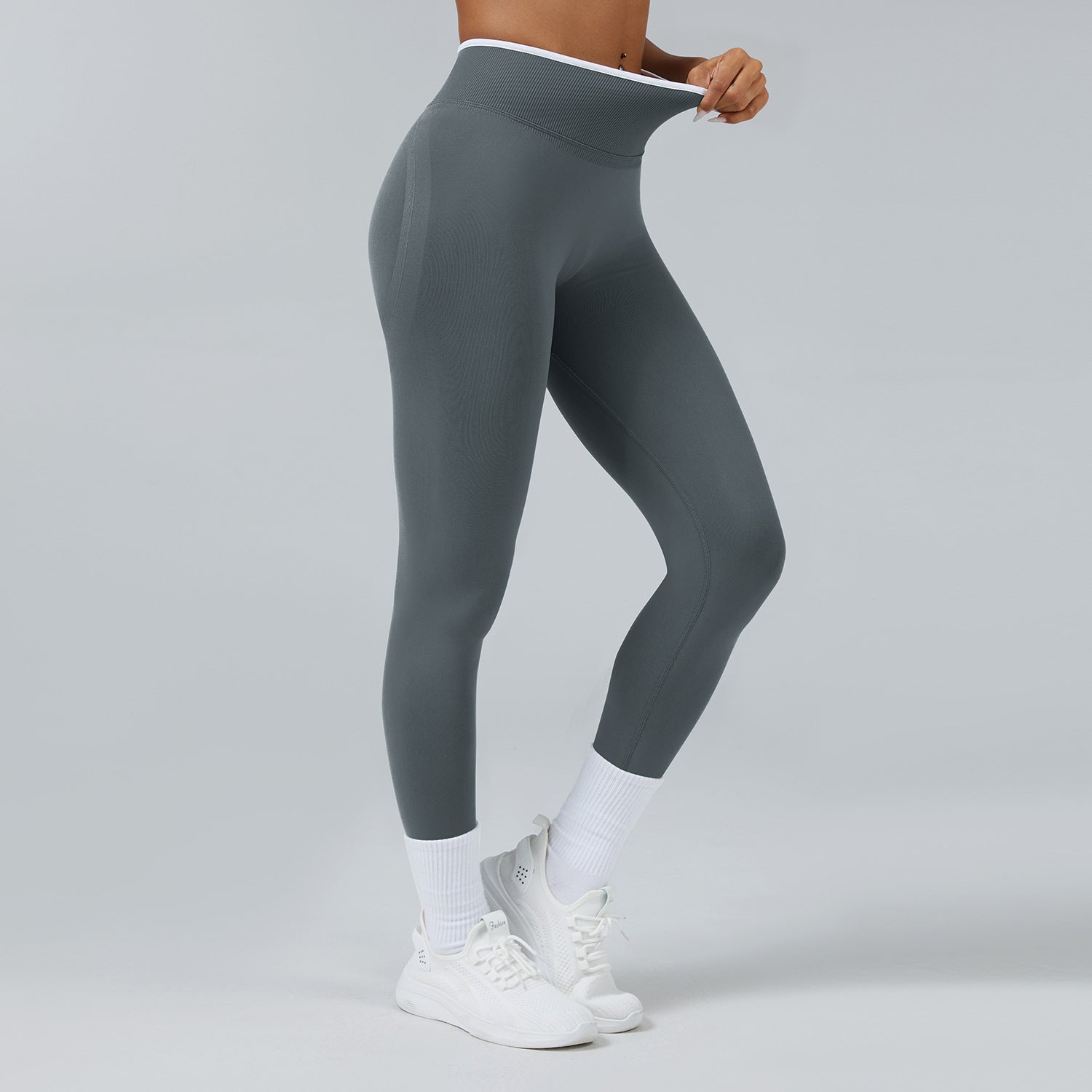 Seamless Knitted Quick-drying Leggings