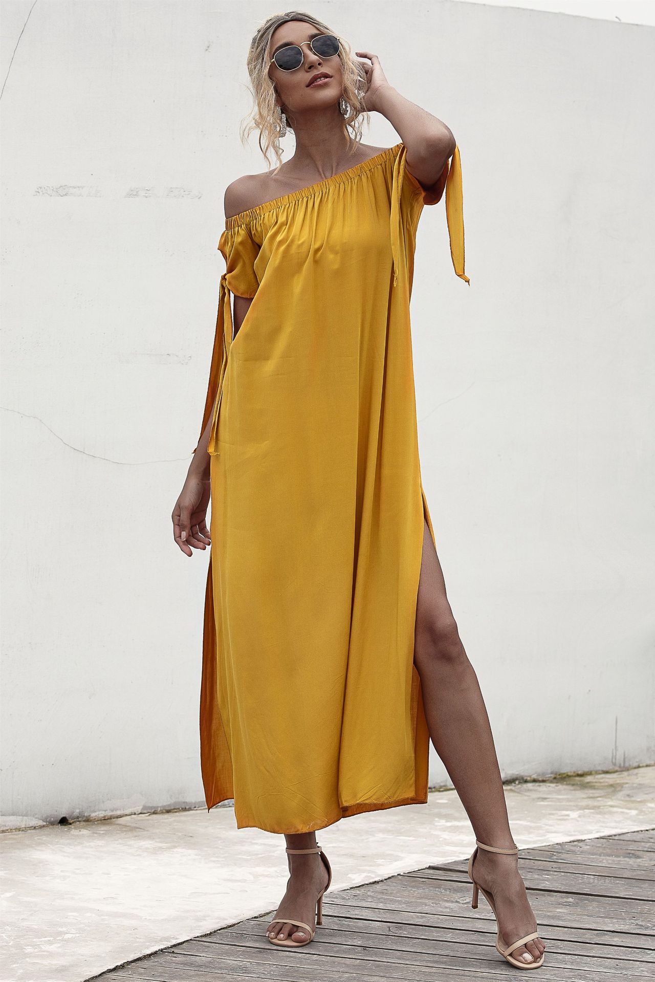 Straight shoulder split beach skirt